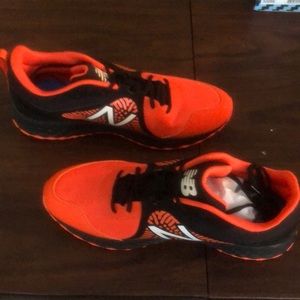 New Balance T3000B05 mens tennis shoes